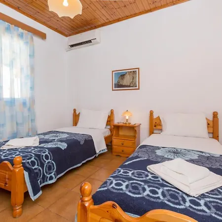 Dolphin 2 Villa